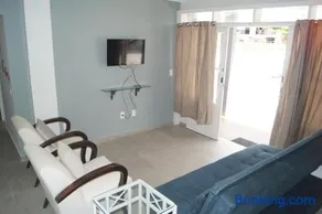 Casa com 2 quartos à 200 m da da praia c/ churrasqueira - Image 3