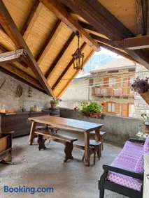 Casa nel centro storico di Borno - Image 2