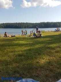 Vacation home near lake and nature - Image 3