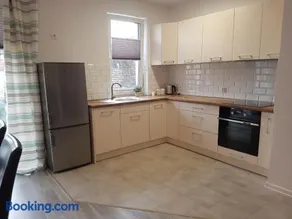 Narutowicza Modern Apartment - Image 4