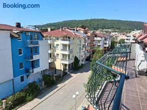 Sunny Island Obzor - Image 3