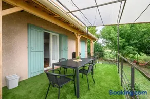 Mazet climatisé avec terrasse - Image 1