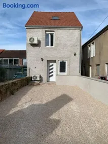 Grand studio climatisée - Image 2