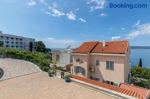 Apartments by the sea Brela, Makarska - 20708 - Image 2