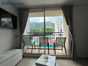 Apartamento Moderno en Apulo - Image 3