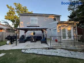 Modern 4BR Family Home with Grill - Image 2