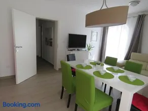 Appartement de vacances avec barbecue, jardin et terrasse - Image 2