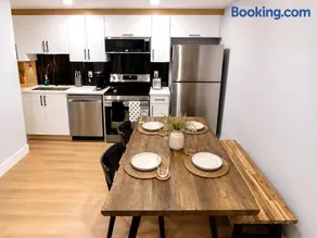 Modern 2BR Suite Near Anthony Henday with Parking, Workspace, and Laundry - Image 3