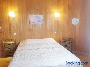 Gîte les 4 saisons - Intérieur bois - Lac de Chalain - Image 3