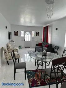 Charming 2-Bed Cottage By Beach by BSL Rentals - Image 1