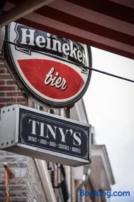 Tiny's Herberg - Image 2