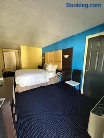 Welcome Inn - Image 4