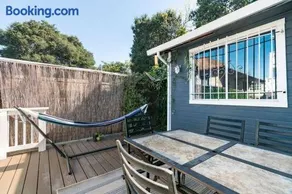 Modern Cottage near many conveniences - Image 1