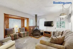 The Cottage - Image 2