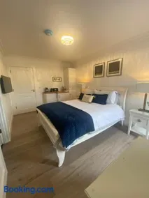 Watermark Luxury Accommodation - Image 5