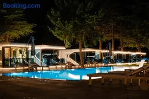 Nest Resort Ohrid Beachfront & Pool - Image 1