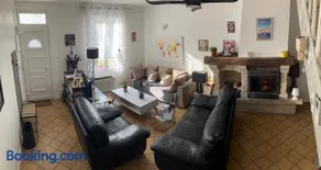 Jolie, cozy, confortable maison de ville au calme à 5min du centre de Verdun, parking devant la maison - Image 4
