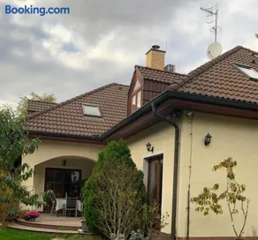 Rodinný dům Praha 8, Kobylisy - Image 1