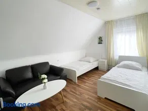 Cozy Workers Apartment in Siegburg - Image 2