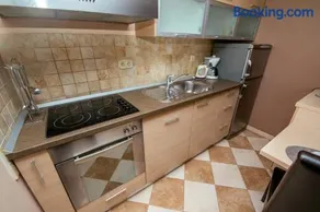 M&M Apartments - Image 5