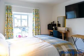 Wyse Power Accommodation - Image 2