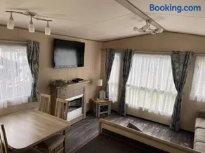 Lovely 6 berth caravan Haven wild duck hoilday park - Image 3
