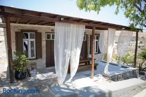 Skinos House - Image 1