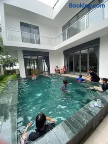 Villa Zenna Long Hải - Mimosa 611 View Biển - Image 1