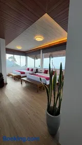 Mountain Paradise Bliss Guest House - Image 3