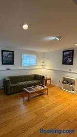 Urban Midtown Stays - Image 1