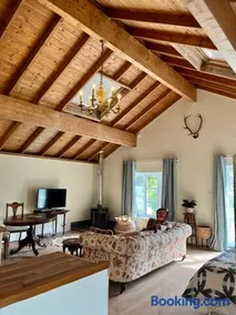 The Billiard Room - Cosy Country Retreat - Image 5