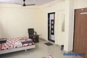 Hotel Laxmi Sadan - Image 2