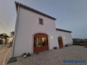 Quinta da Chumbaria - heaven on a hilltop, peace and stunning views! - Image 1