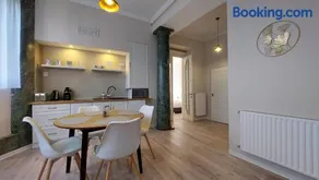Castle Apartman **** - Image 3