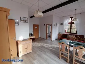 Landhotel Storchenkrug - Image 1