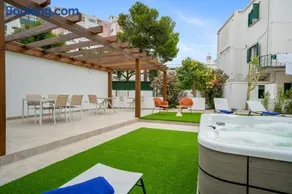 Urban Bliss Guesthouse I - Image 3