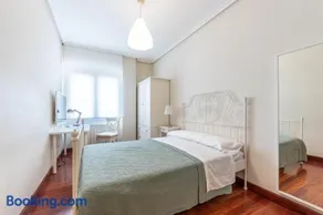 Ria Bilbao Flat - Image 4