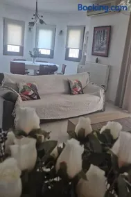 Ilian House - Image 2