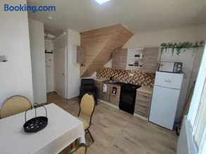 LŰN Apartman - Image 1