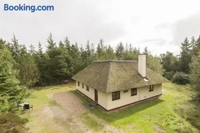 Holiday Home With Thatched Roof And Calm - Image 2