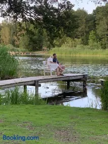 1800 tals Sjötorp med egen strand och brygga - Image 4