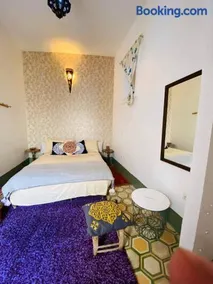 house rose - Image 1