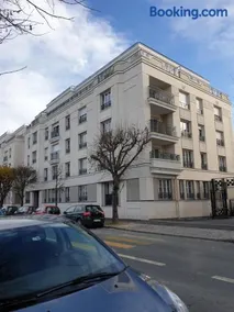 Grand F3 CONFORTABLE 5 mn de Paris et proche Disneyland - Image 1
