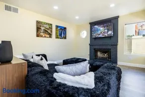 The Manor - Spacious 4BR Home in Moreno Valley - Image 2