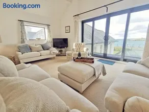 TULLOCHSIDE-4 BED-SEA FRONT -RAVENSPOINT ROAD - Image 2