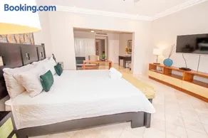 Propiedad Fishing Lodge - Image 2