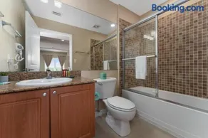 The Point Hotel & Suites - Image 4