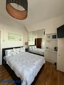 Sid's Restaurant and Bar with Rooms - Image 2