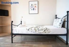 Palm Tree Beach Villa - Image 3