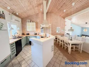 Klitrosen Coastal Hideout - Image 1